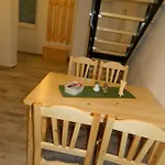 Familia-pelso Apartmanhaz Διαμέρισμα *