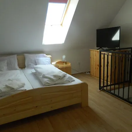 Apartment Familia-pelso Apartmanhaz Zamárdi