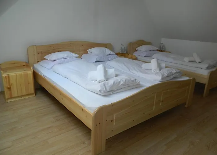 Familia-pelso Apartmanhaz アパート Zamárdi